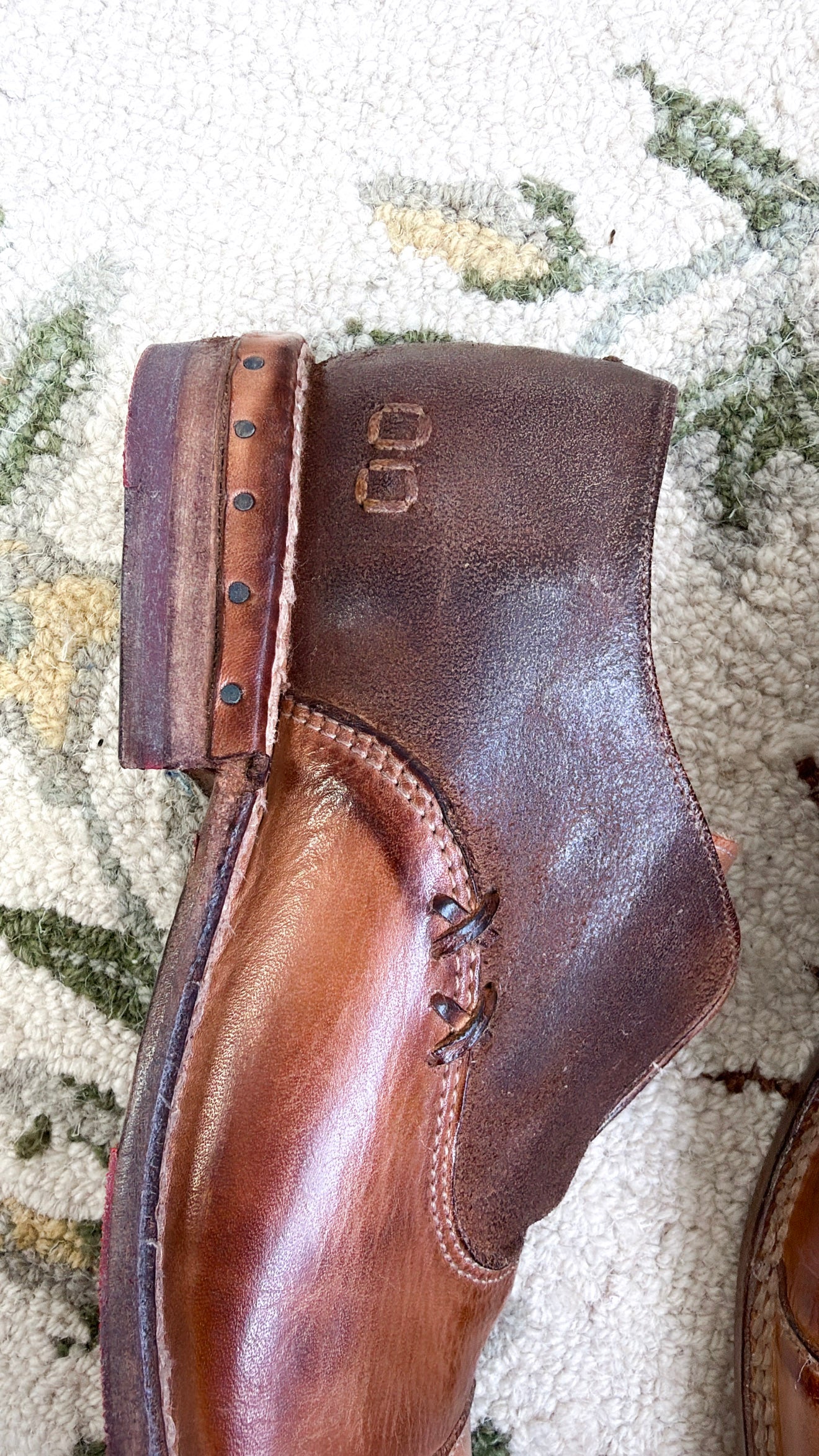 BedStu Rose, Tan Rustic Mason