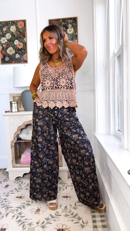 Muted Notes Floral Pants, Black Floral