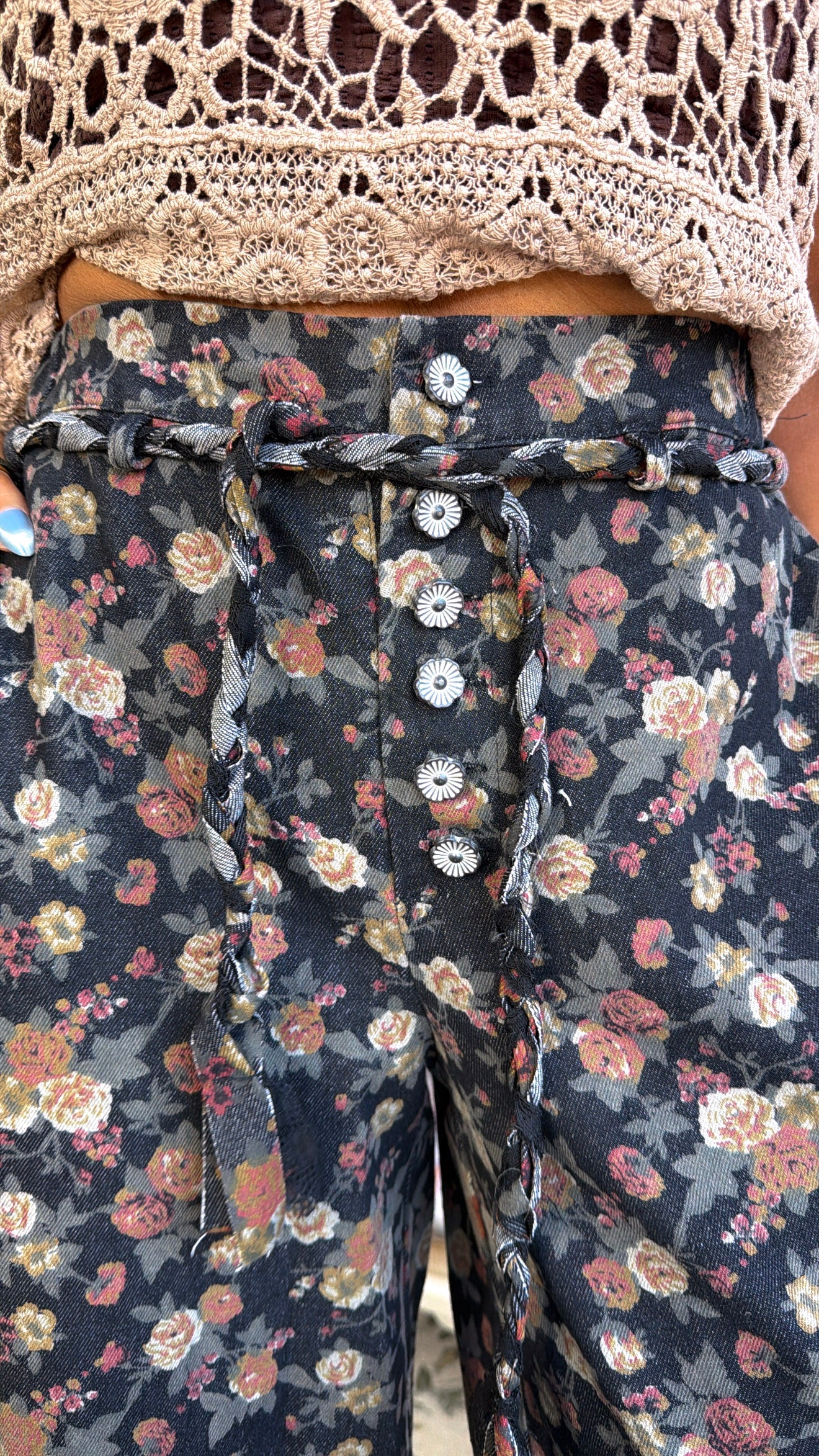 Muted Notes Floral Pants, Black Floral