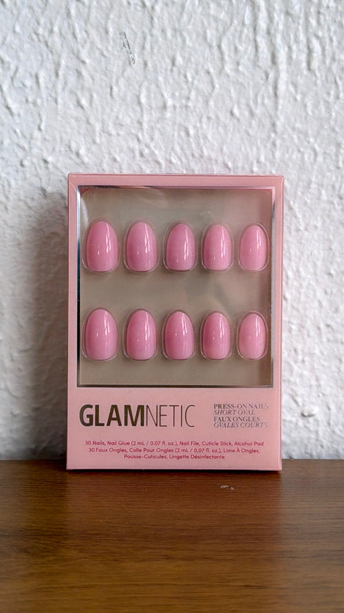 Glamnetics: Think Pink Nails