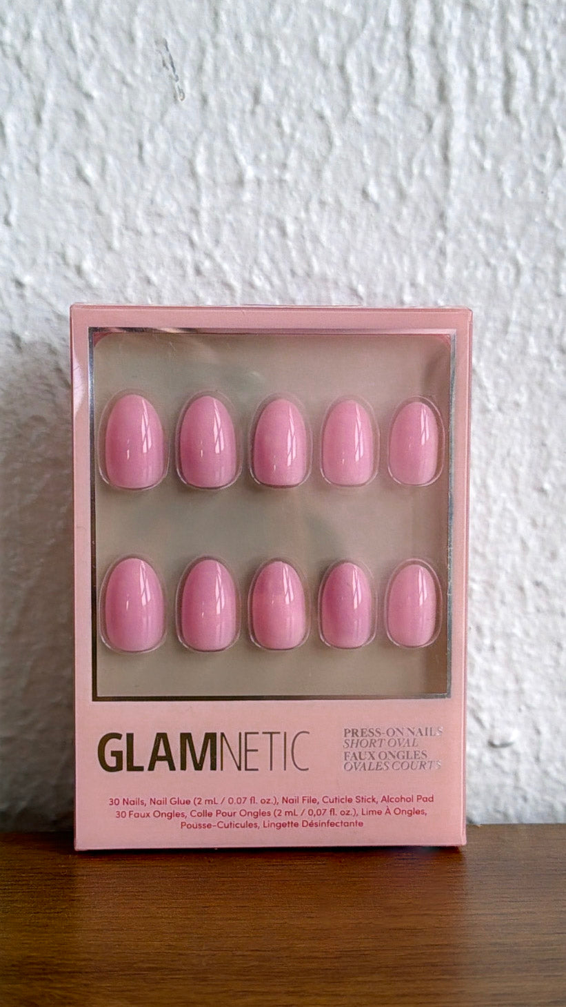 Glamnetics: Think Pink Nails