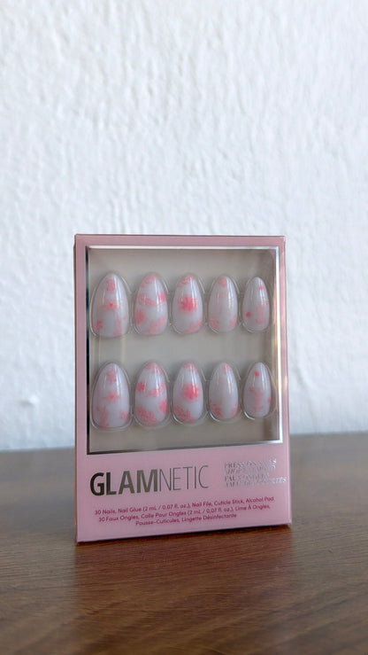 Fleur Amour Press-On Nails | Short Almond Pink Blossoms Love