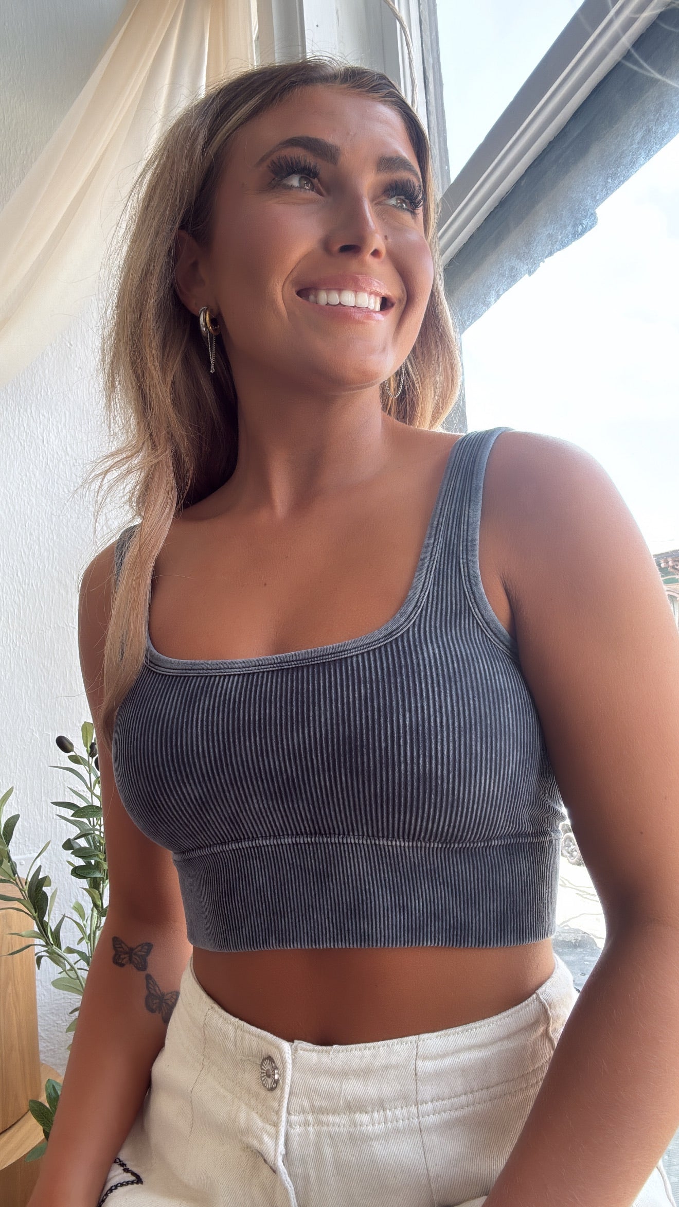 Essential Core Basic Padded Tank, Ash Black