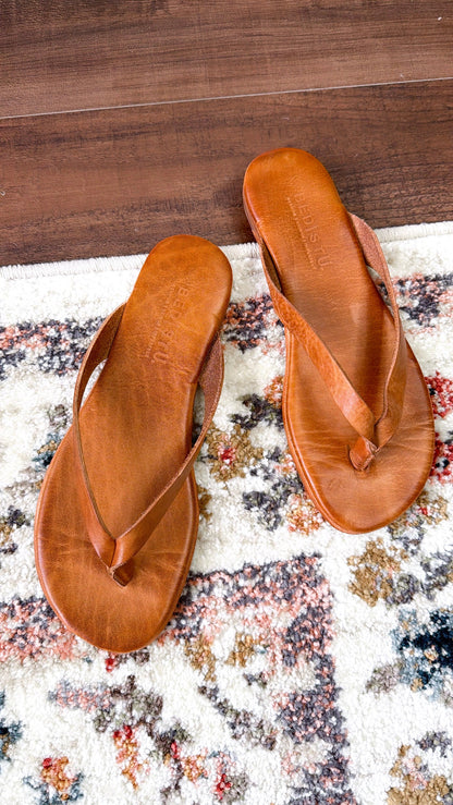 Bedstu Calma,Tan Rustic