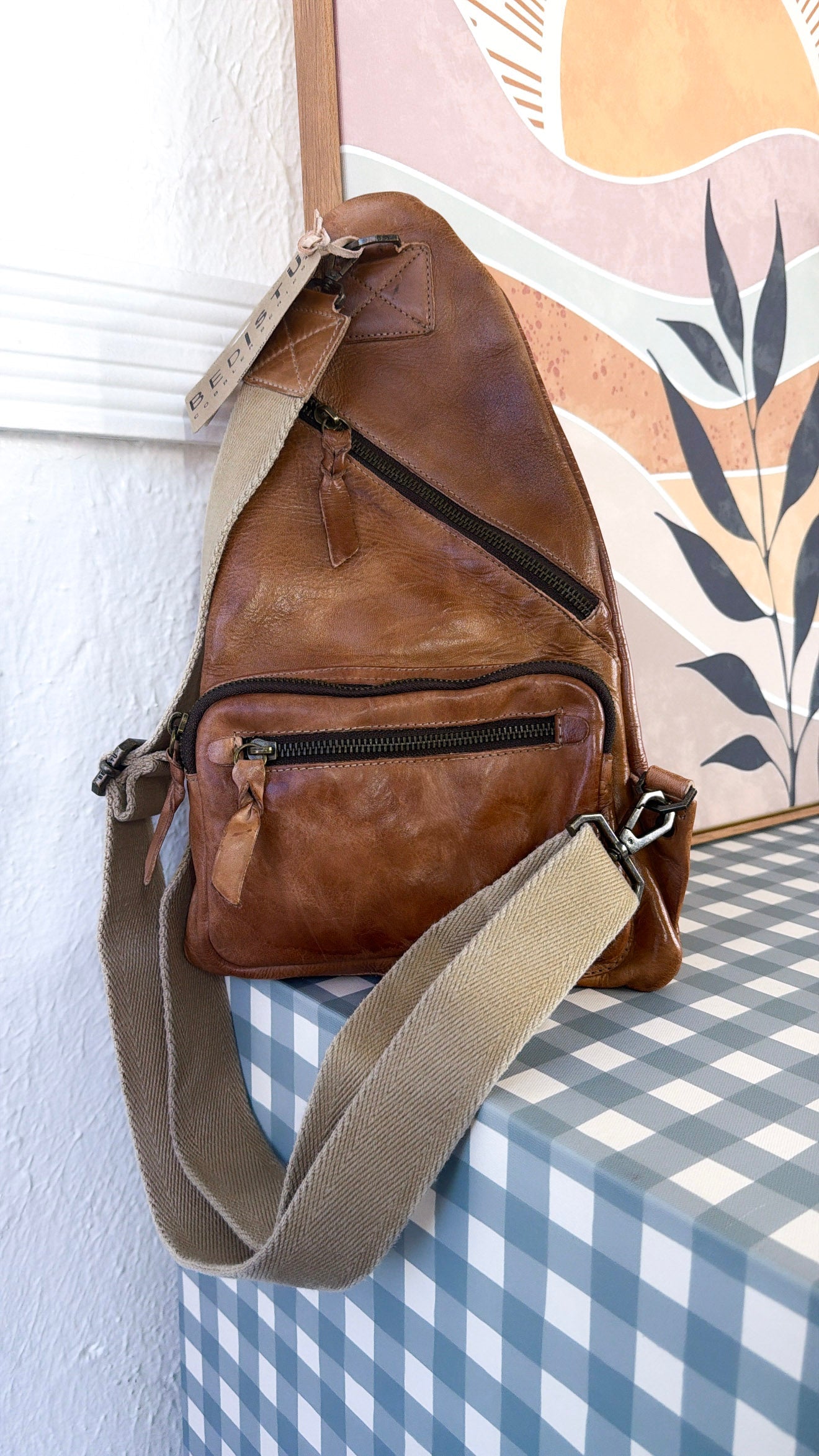 BedStu Andie, Tan Rustic