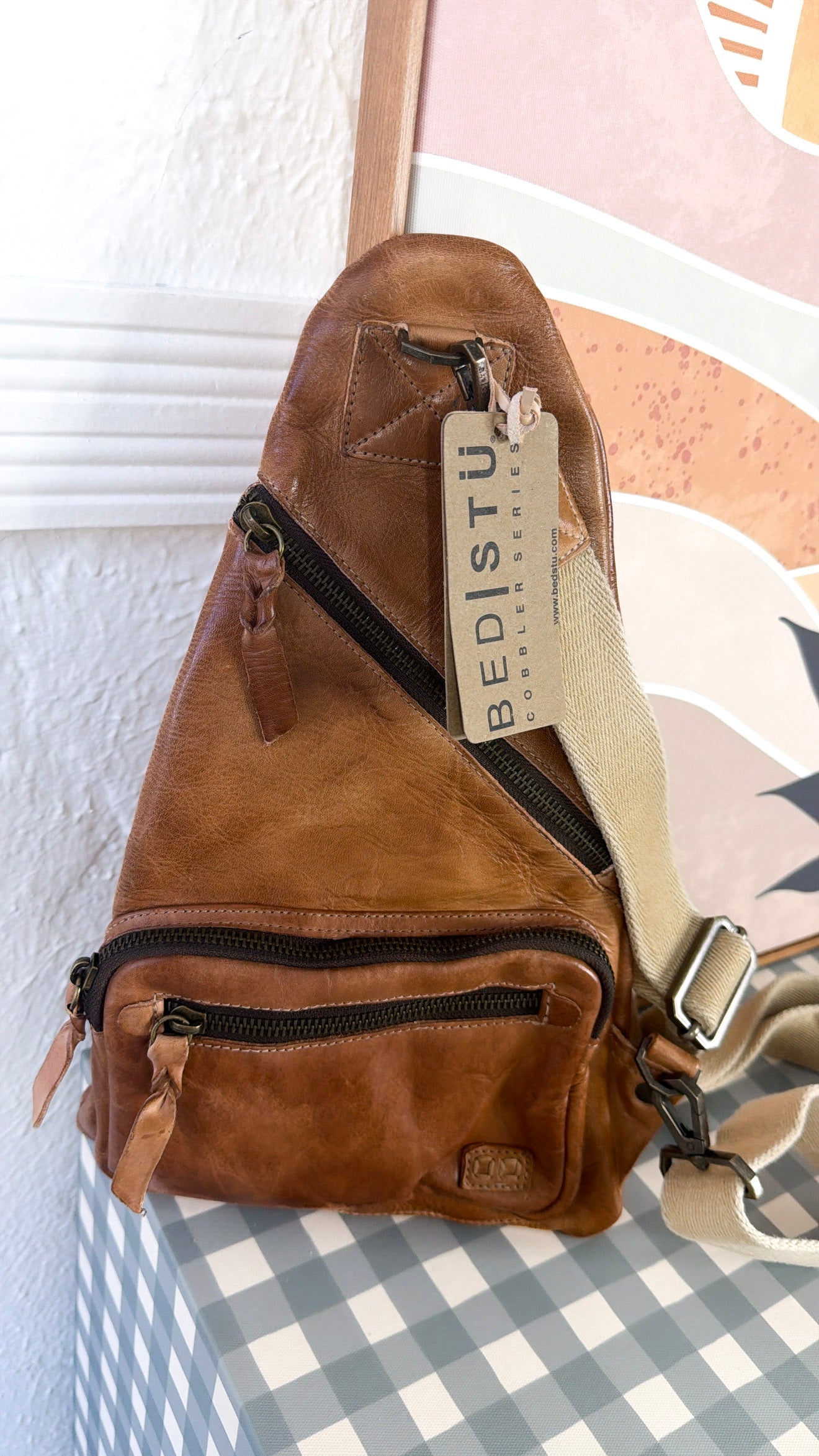 BedStu Andie, Tan Rustic