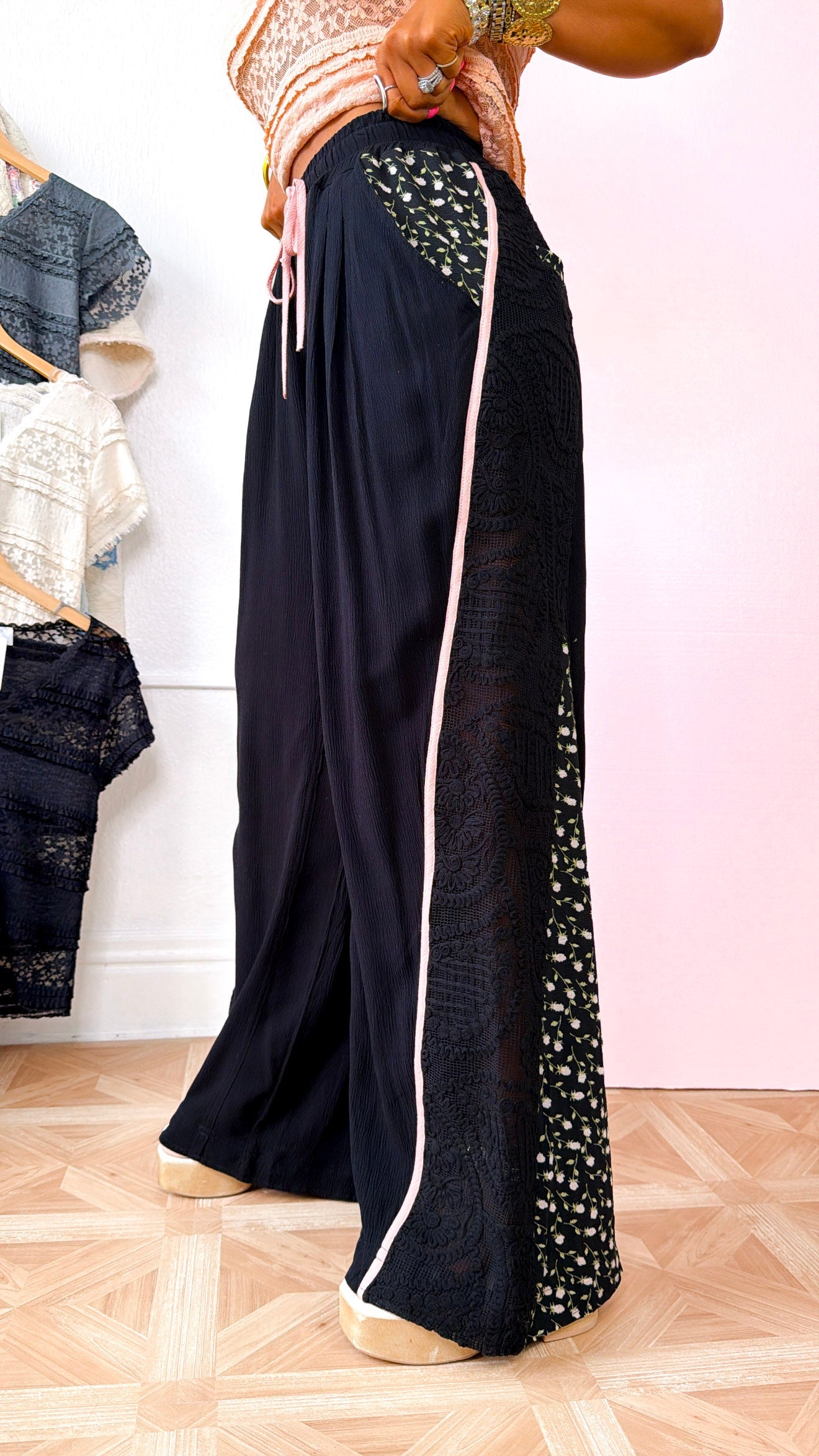 Evening Sol Relaxed Pant, Black