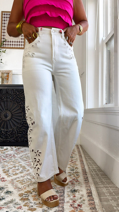Eyelet Floral Barrel Jeans, White