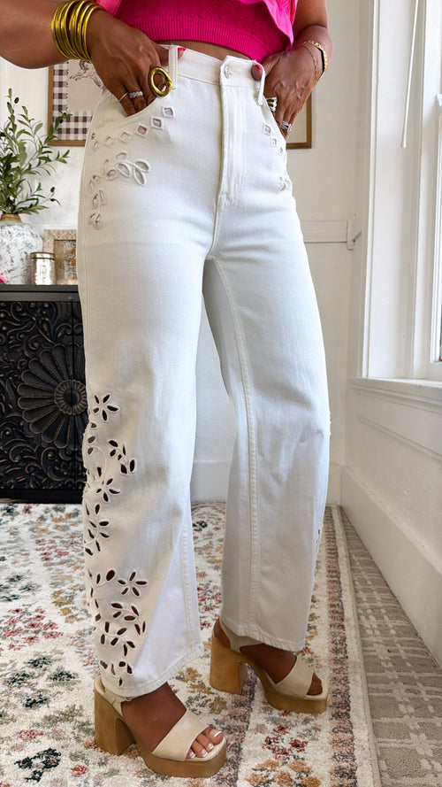 Eyelet Floral Barrel Jeans, White
