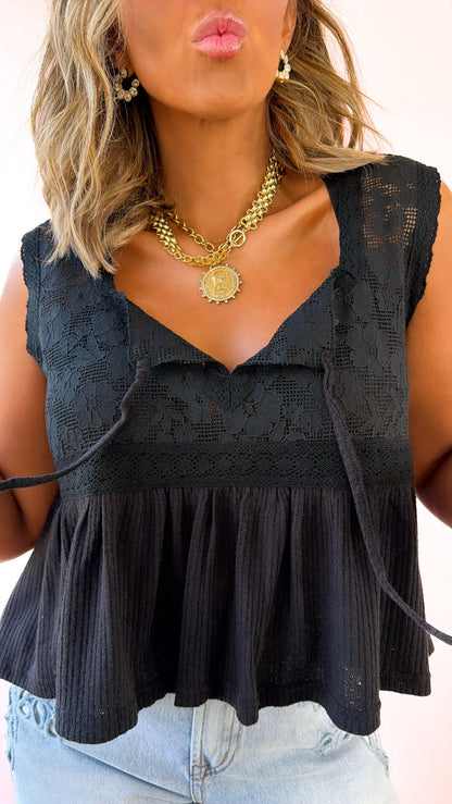 Breeze Bloom Tank Top, Black