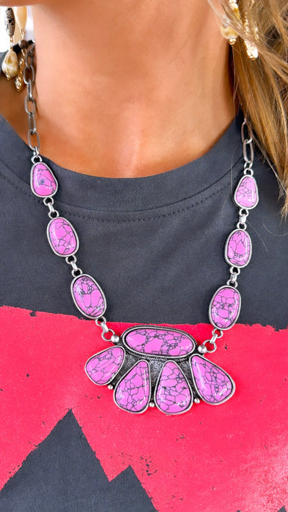 Metal PawChain Necklace, Lt.Pink