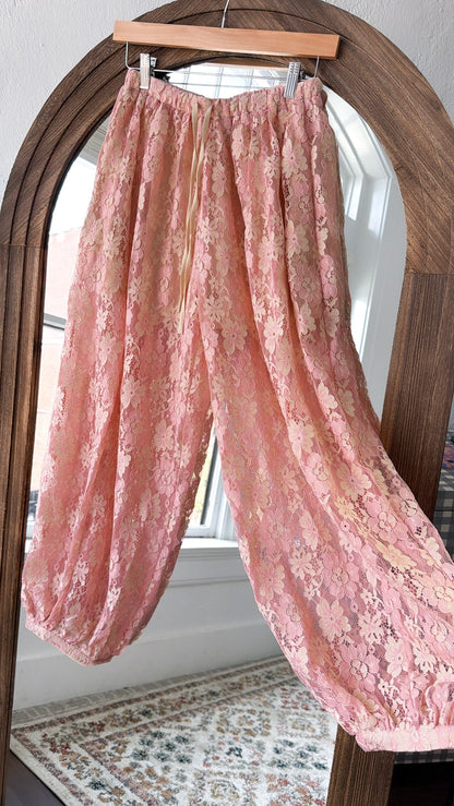 Floral Lace Balloon Joggers, Blush/Peach