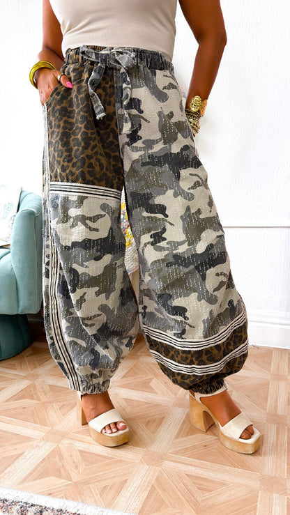 ECB Exclusive: Street Safari Joggers, Tan Camo