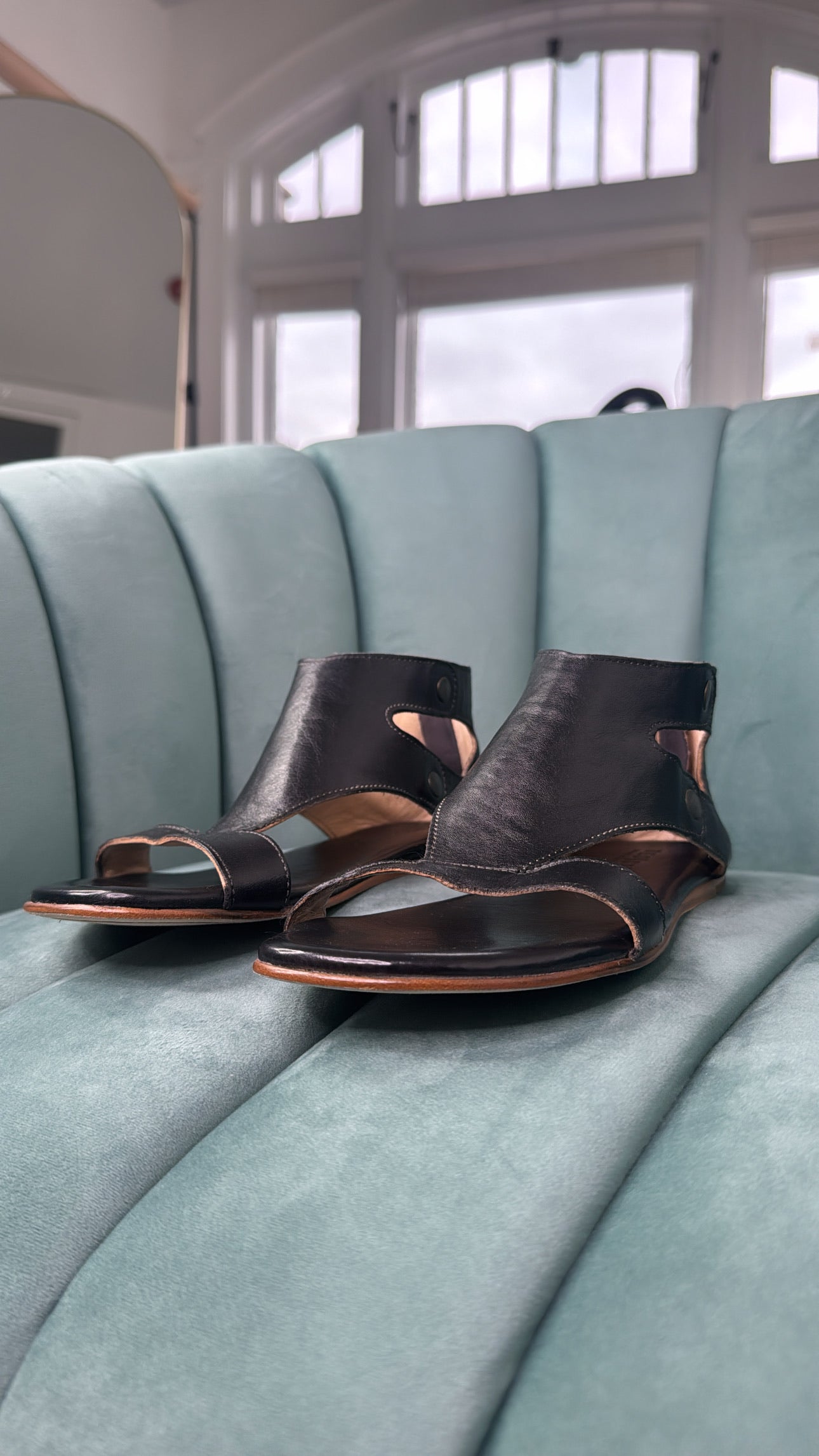 Bedstu Soto, Black Rustic
