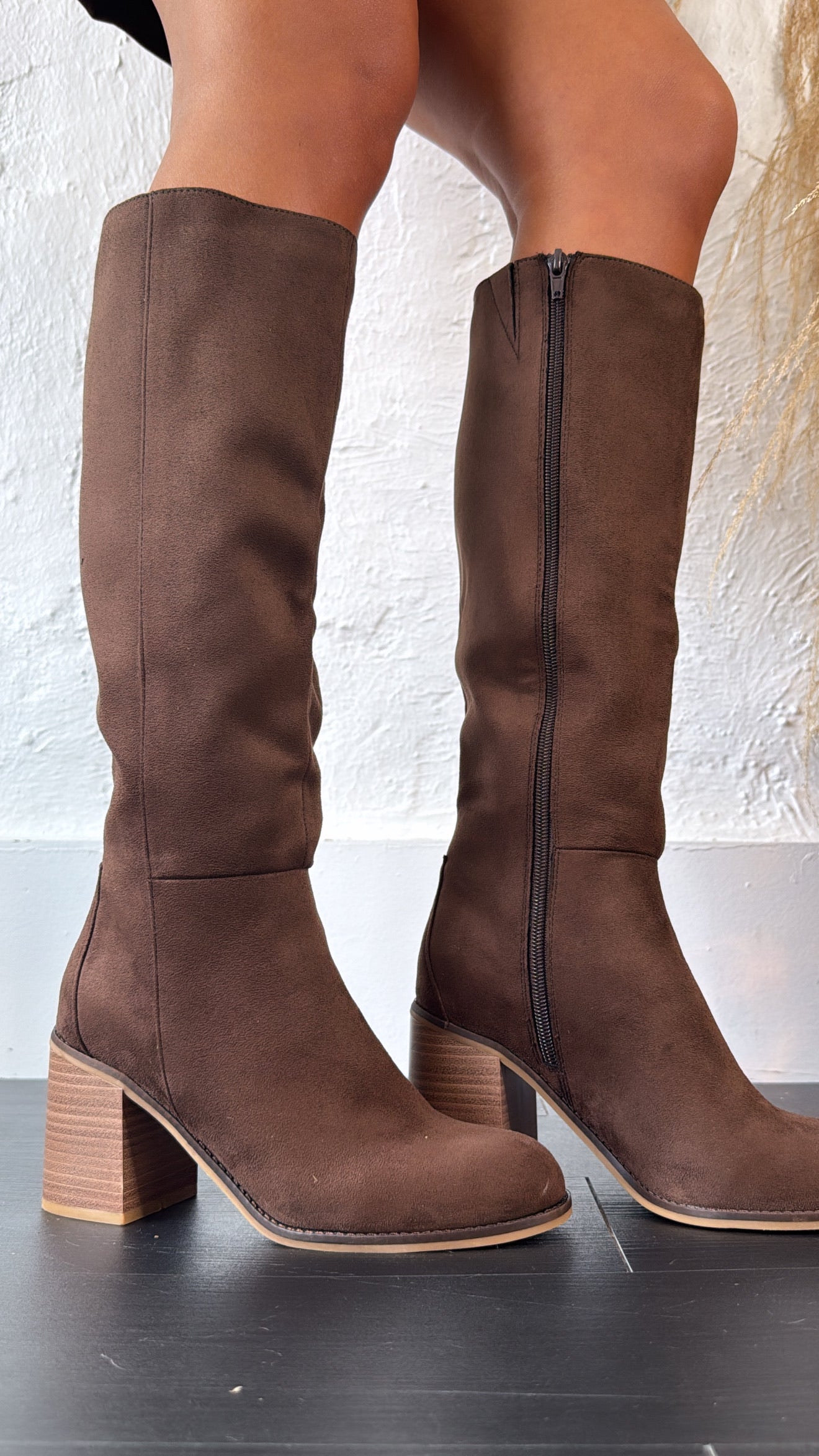Dakota Heeled Boot, Chocolate