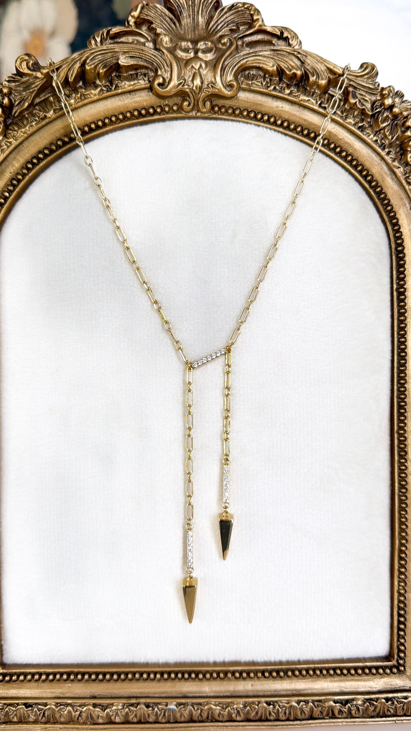 Lariat Babe Necklace