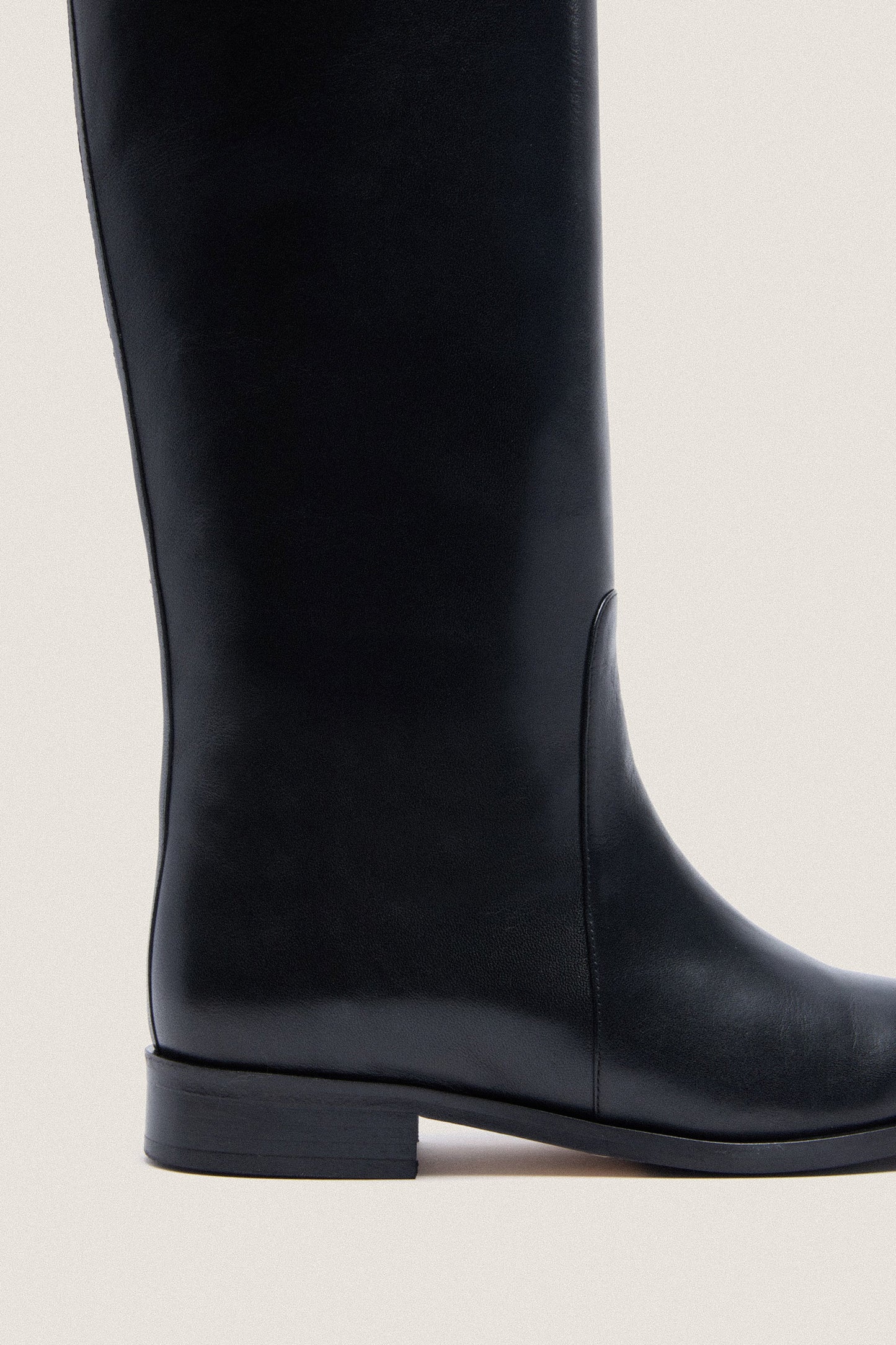 Black Harlow Riding Boot