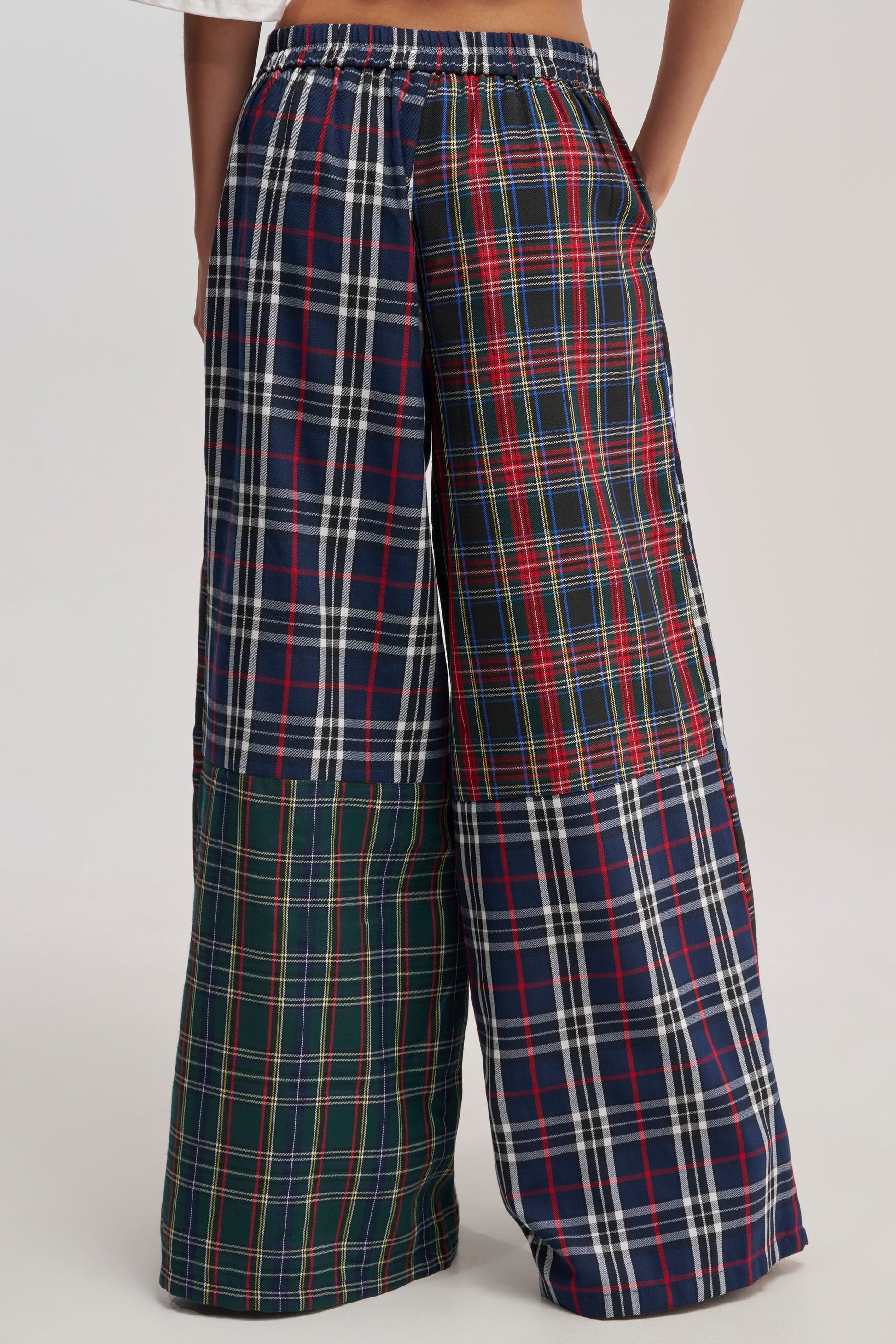 ALL ABOUT ME PLAID TROUSER