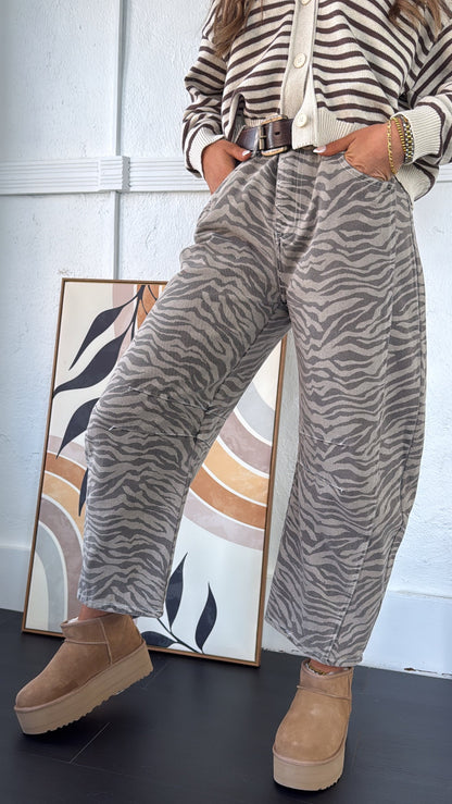 Gallery Girl Barrel Pants, Zebra