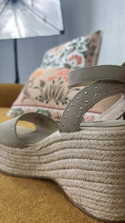 Palm Daze Espadrille Sandal, Sand
