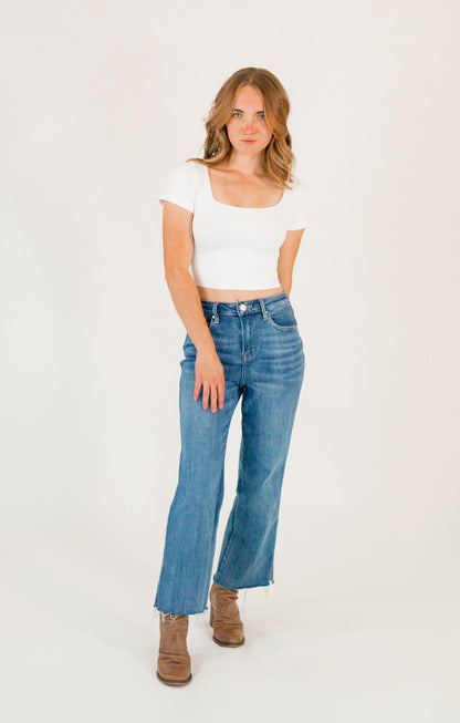 Square Neck Cropped Seamless Tee・White