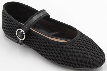Bena Woven Flats · Black