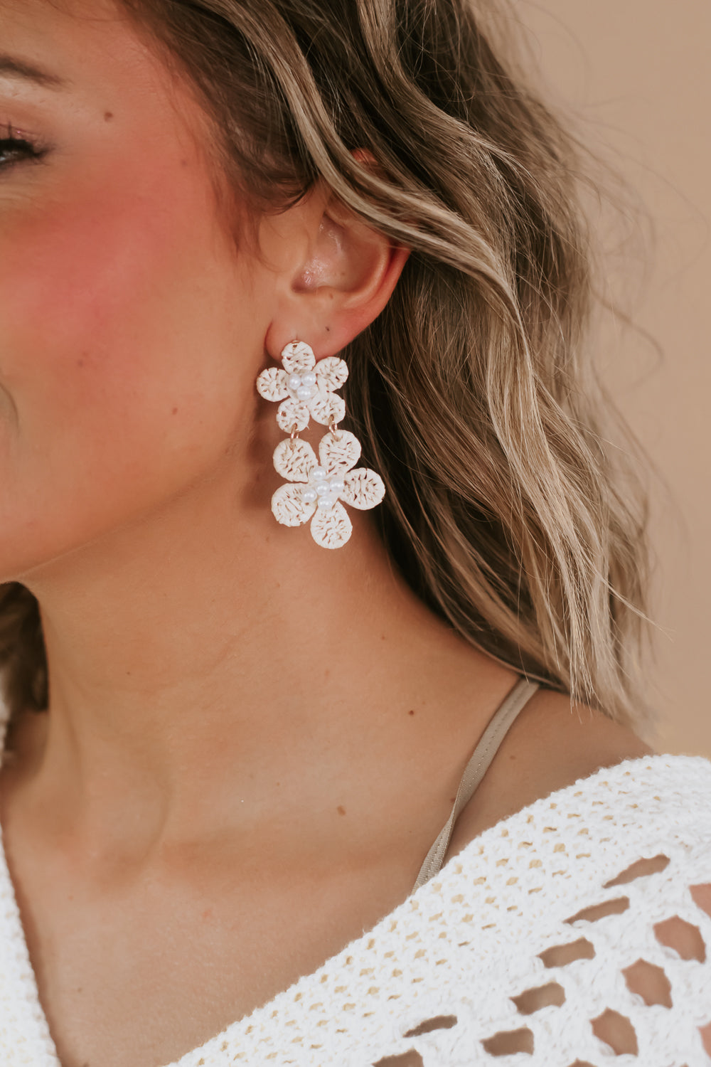 Raffia Floral Earring, Neutral