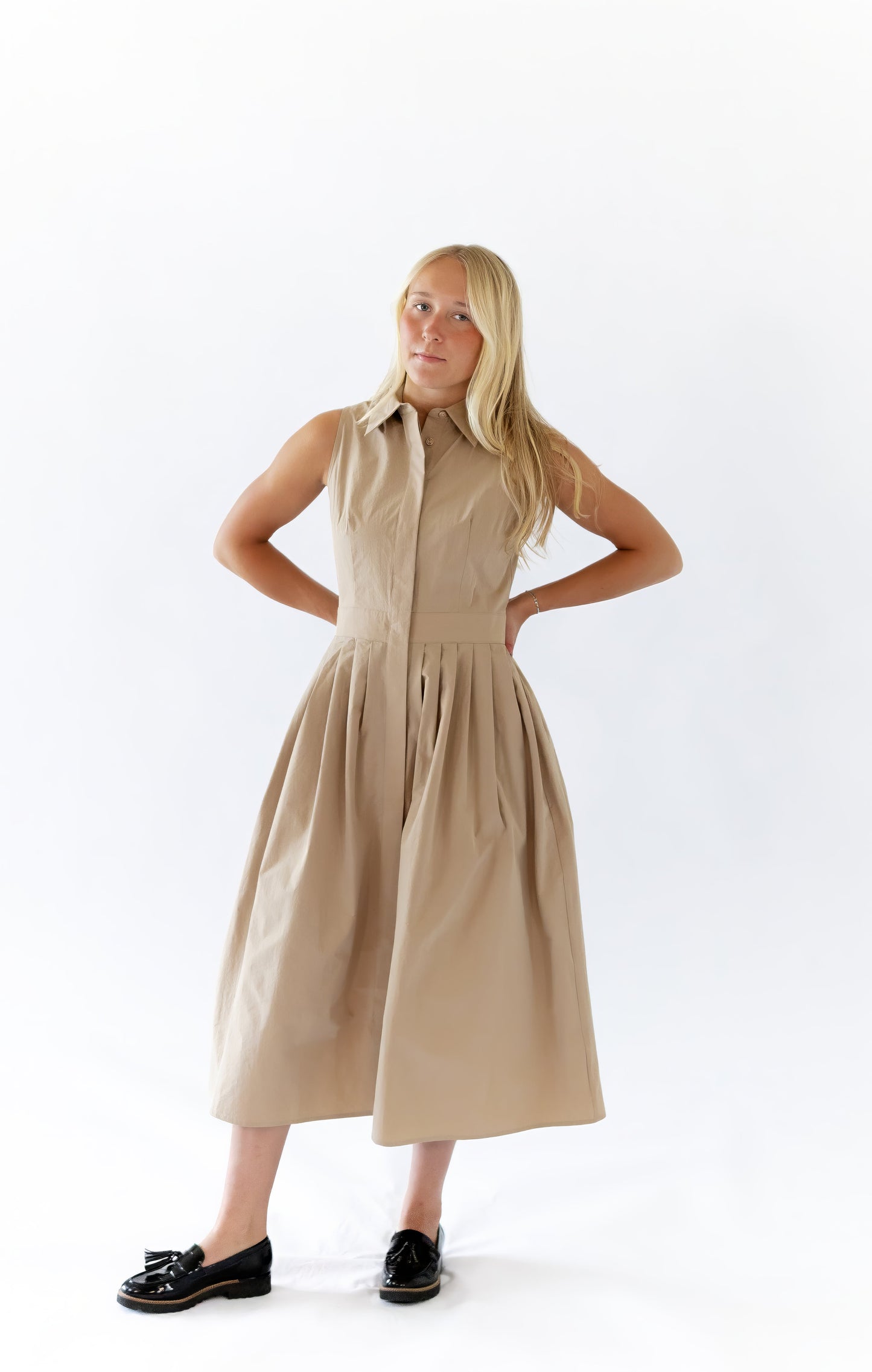 Winnie Sleeveless Midi Dress