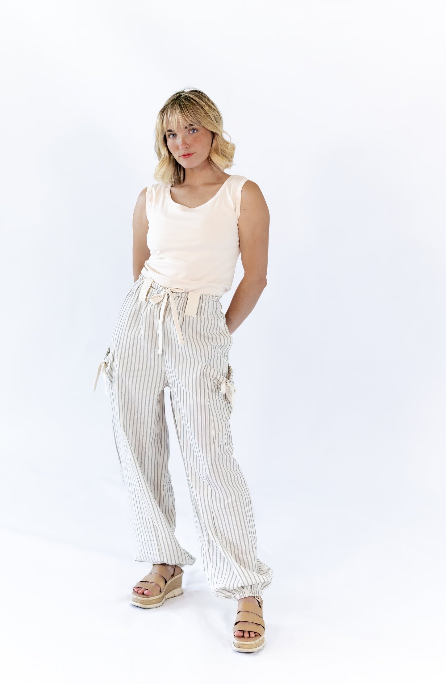 Milene Bow Detail Pants · Cream