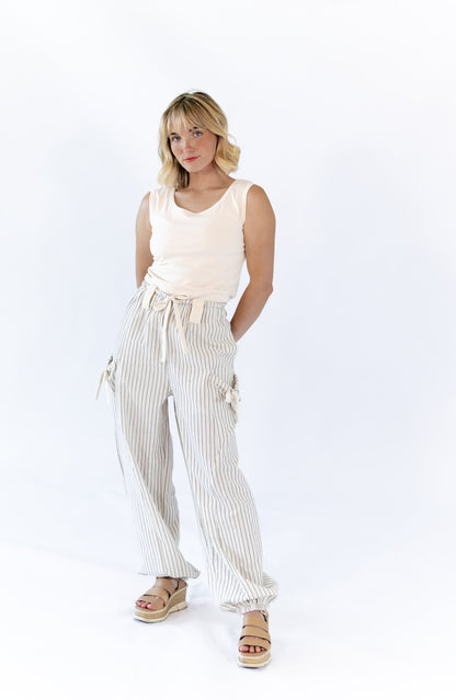 Milene Bow Detail Pants · Cream