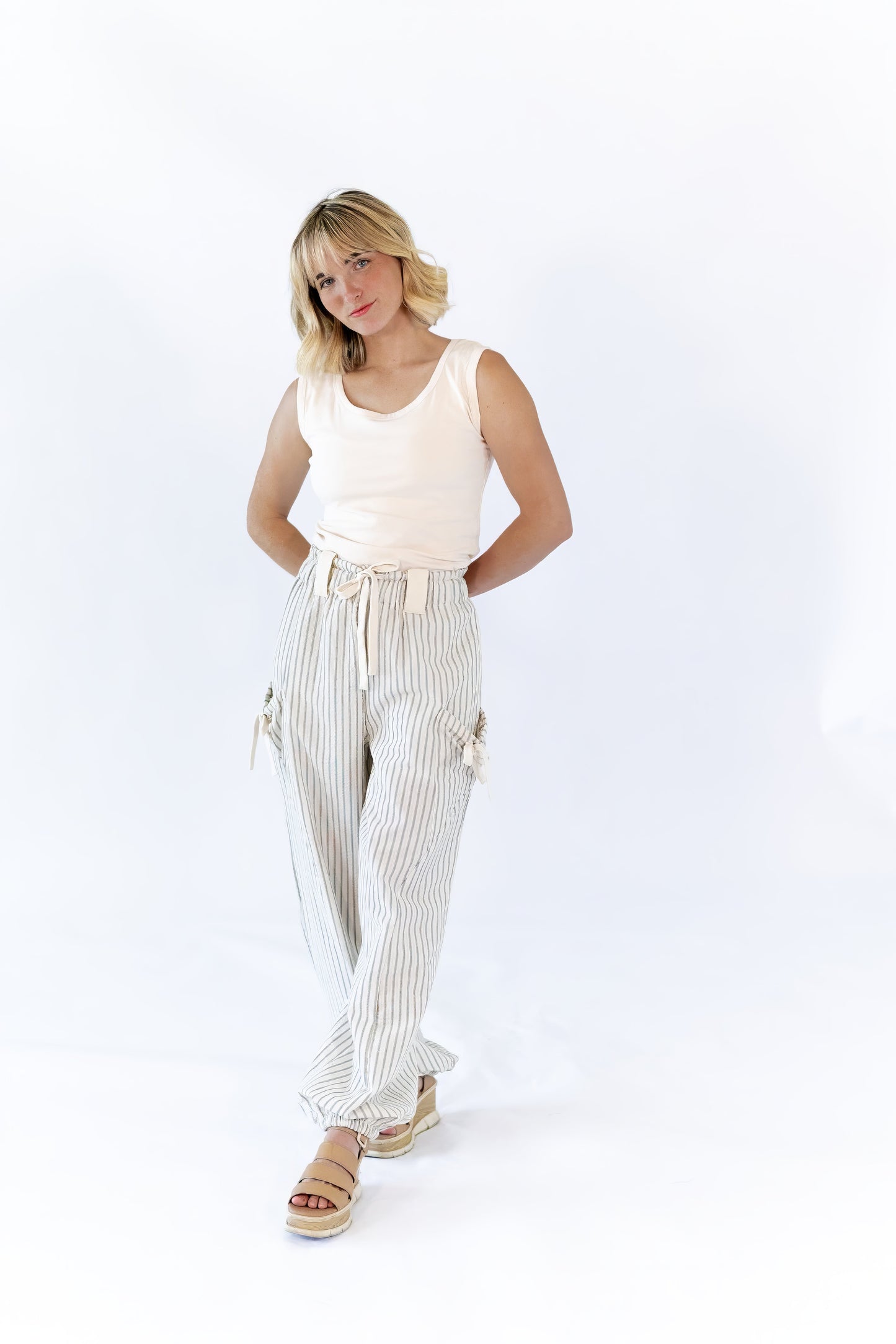 Milene Bow Detail Pants · Cream