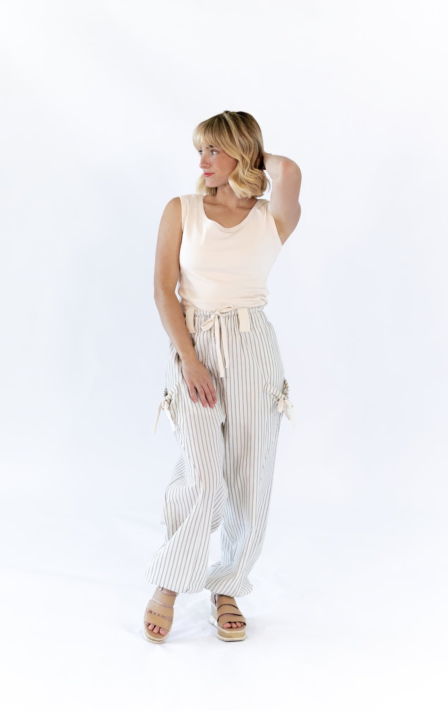 Milene Bow Detail Pants · Cream