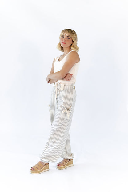 Milene Bow Detail Pants · Cream
