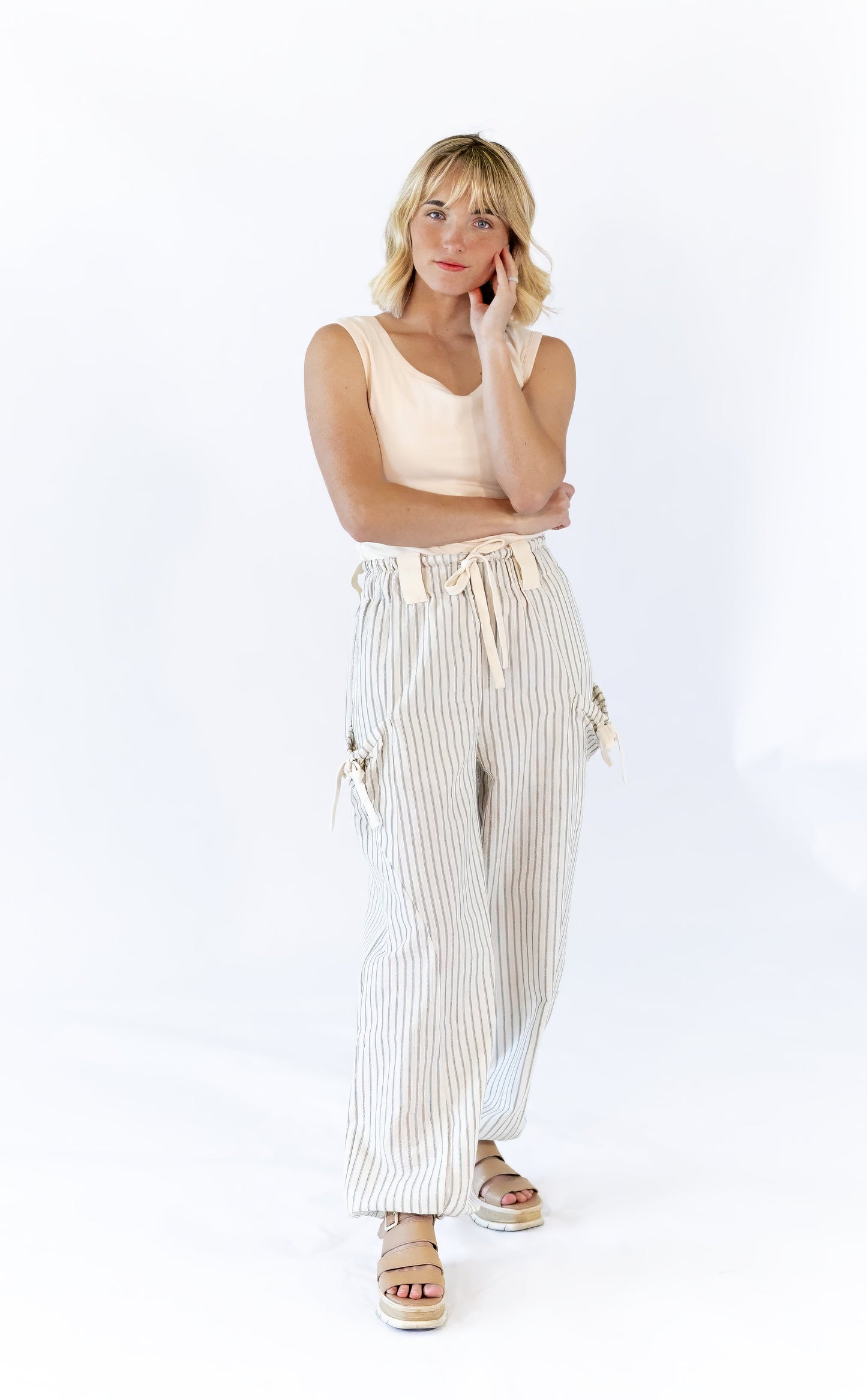 Milene Bow Detail Pants · Cream