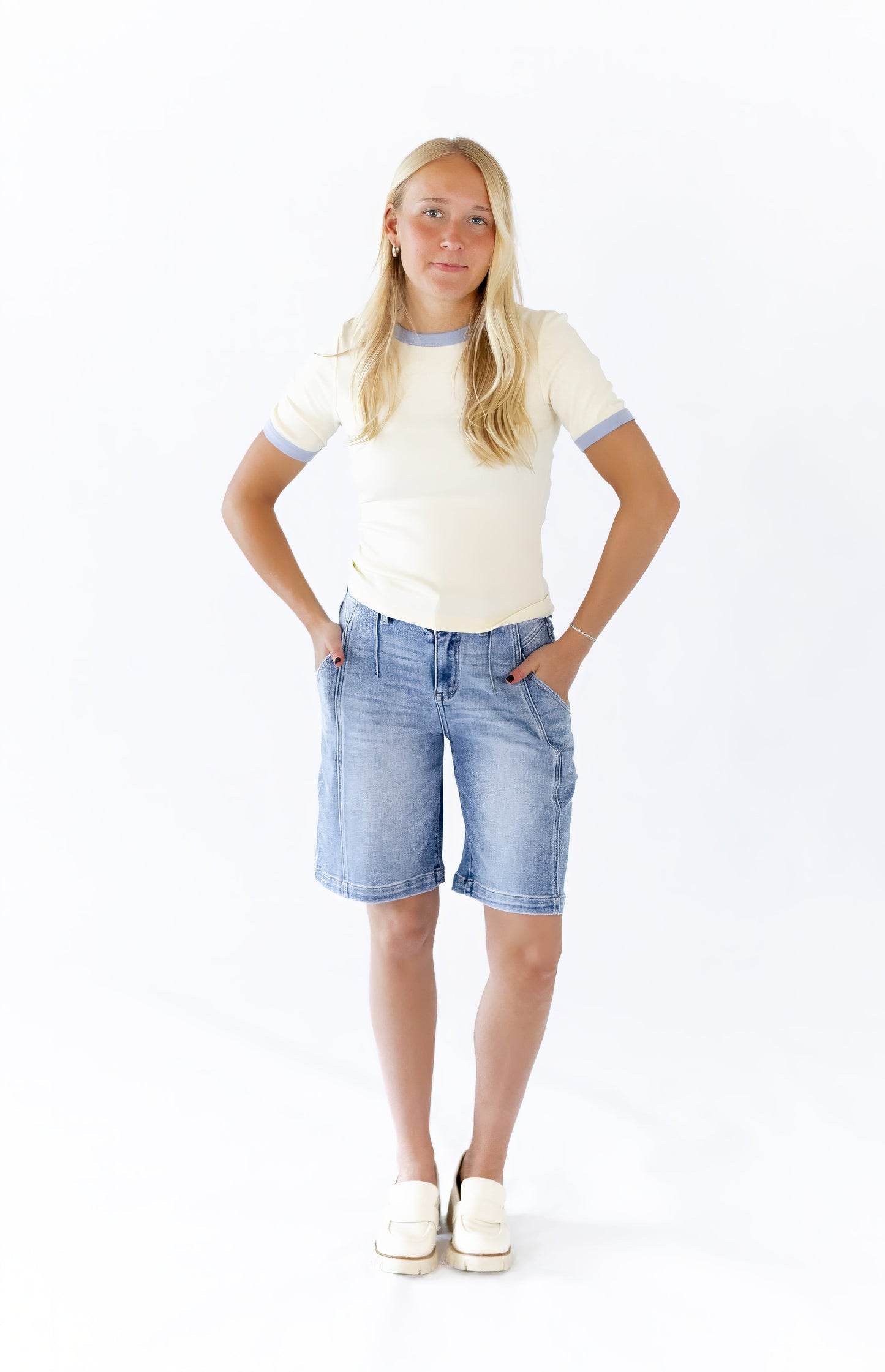 Debbie Crewneck Tee