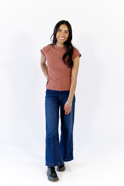 Ava Ribbed Exposed Seam Tee · Terracotta
