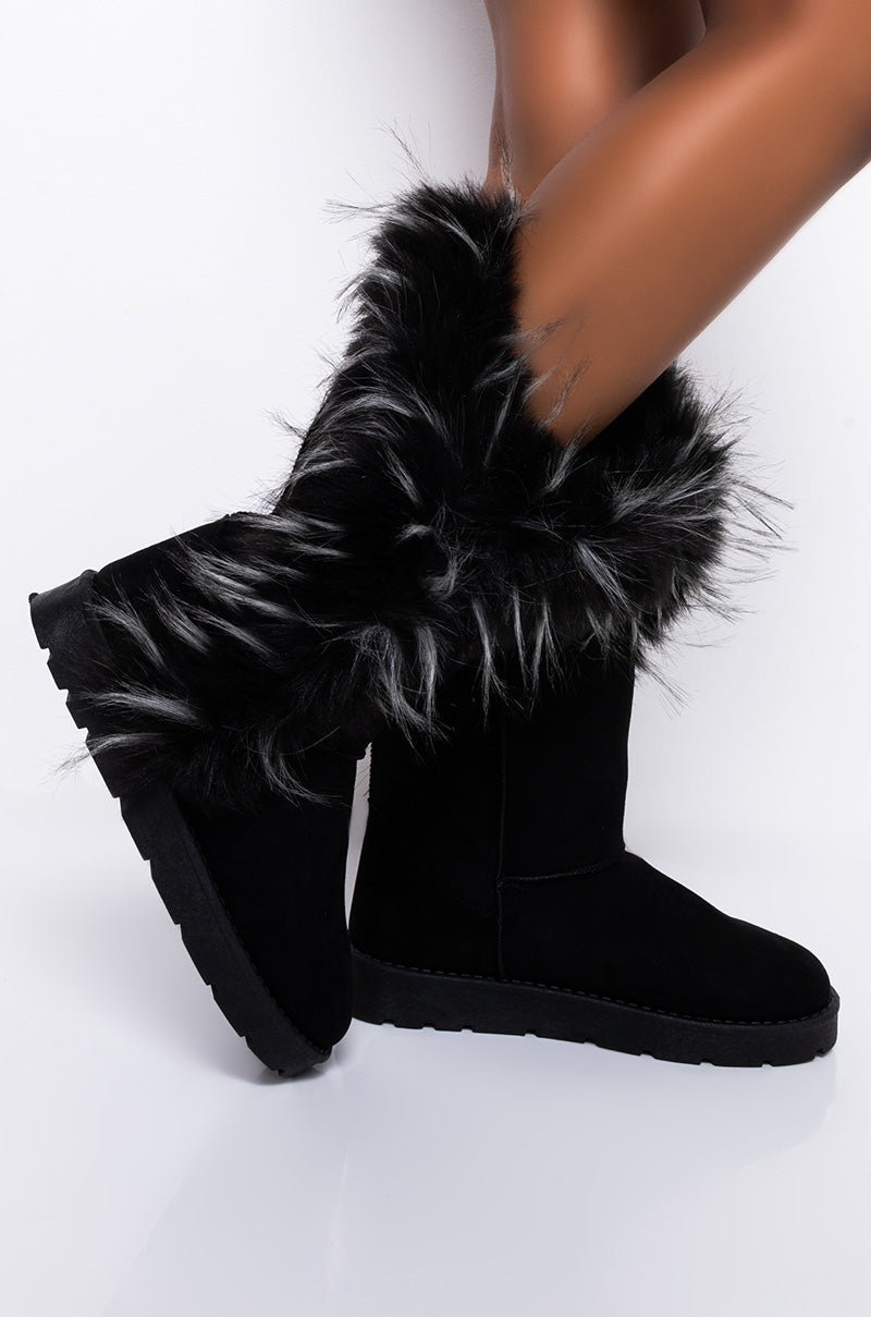 ALWAYS FLEXIN FLAT BOOTIE BLACK WHITE