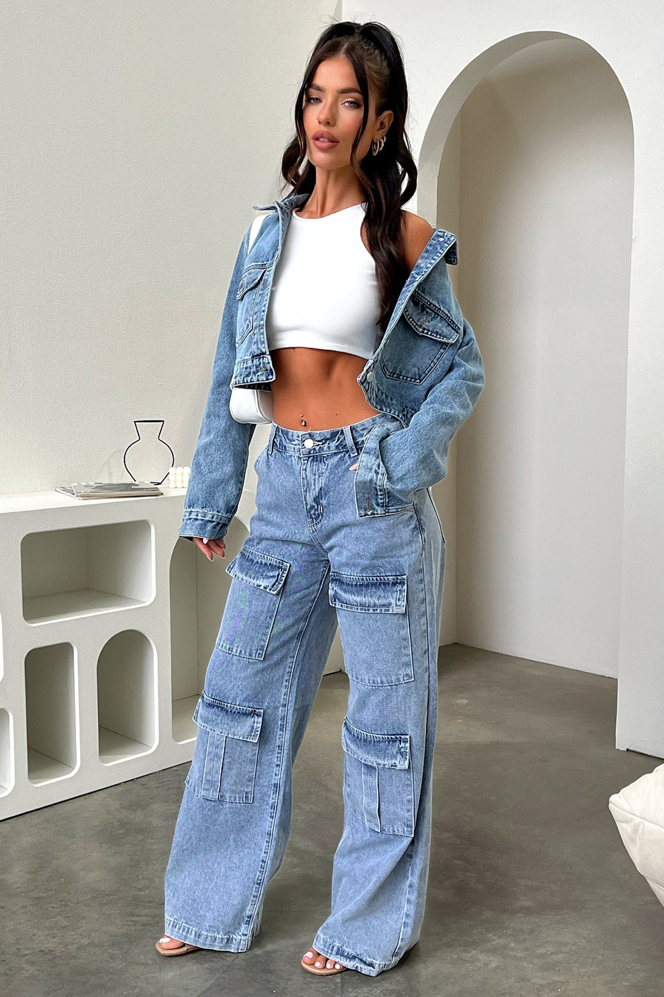 Adalia Mid Rise Wide Leg Jeans - Blue